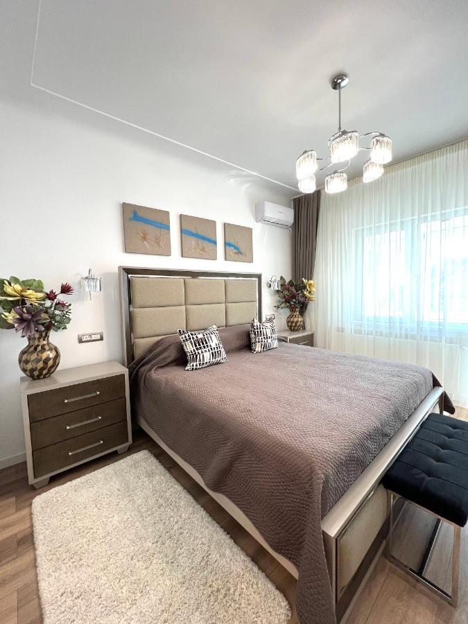בוקרשט Sky View - Luxury Apartament - Sanador Victoriei מראה חיצוני תמונה