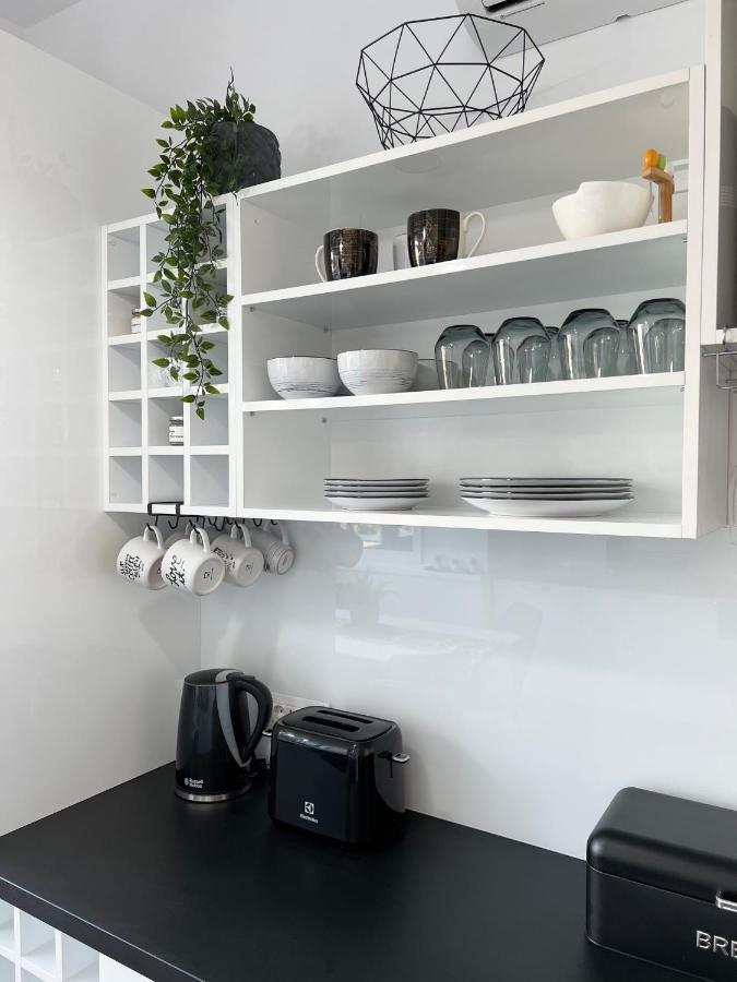 בוקרשט Sky View - Luxury Apartament - Sanador Victoriei מראה חיצוני תמונה