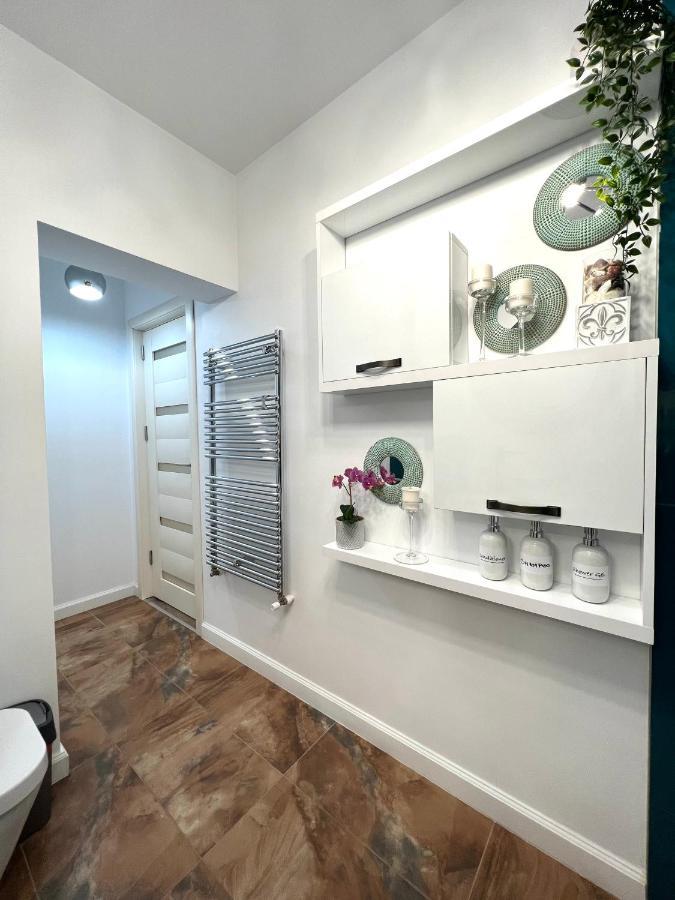 בוקרשט Sky View - Luxury Apartament - Sanador Victoriei מראה חיצוני תמונה