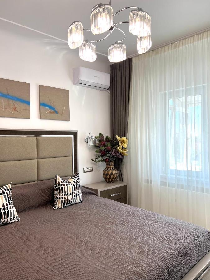 בוקרשט Sky View - Luxury Apartament - Sanador Victoriei מראה חיצוני תמונה